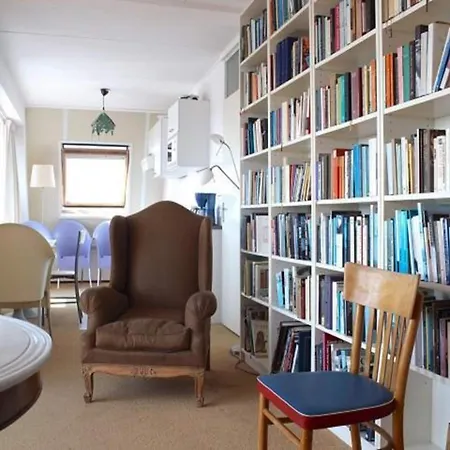 With Dunes View Of Casa de Férias Petten